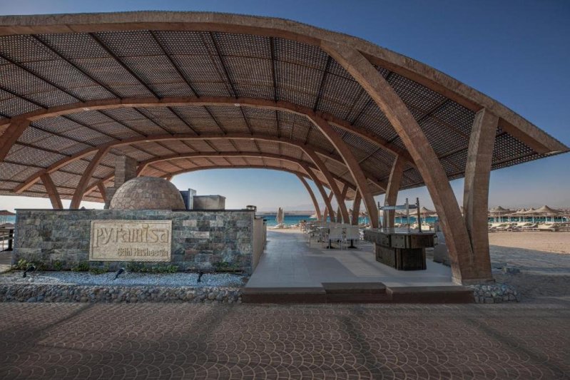Hurghada utazás Pyramisa Beach Resort