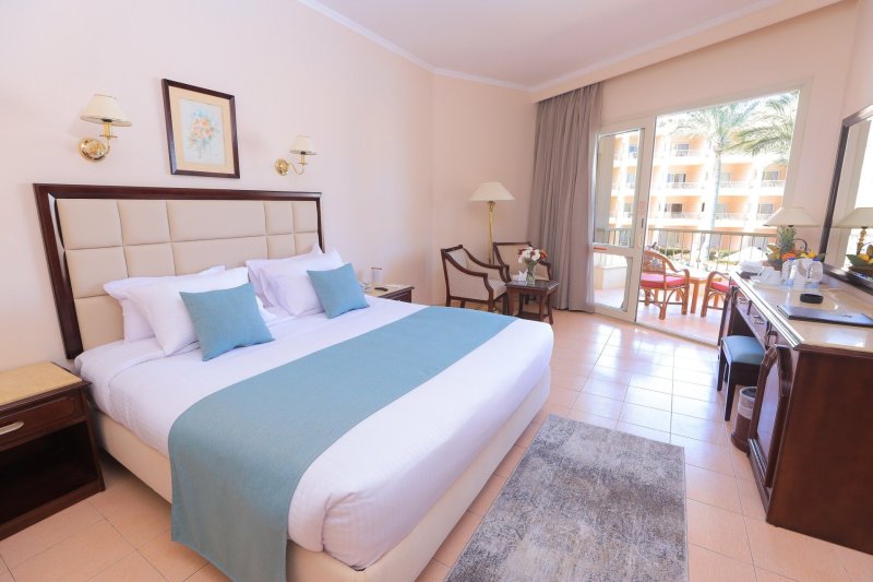 Hurghada utazás Sea Star Beau Rivage