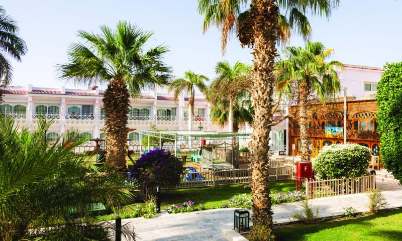 Hurghada utazás The Grand Hotel