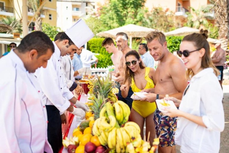 Hurghada utazás Three Corners Sunny Beach Resort