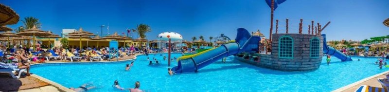 Hurghada utazás Titanic Beach Spa & Aquapark