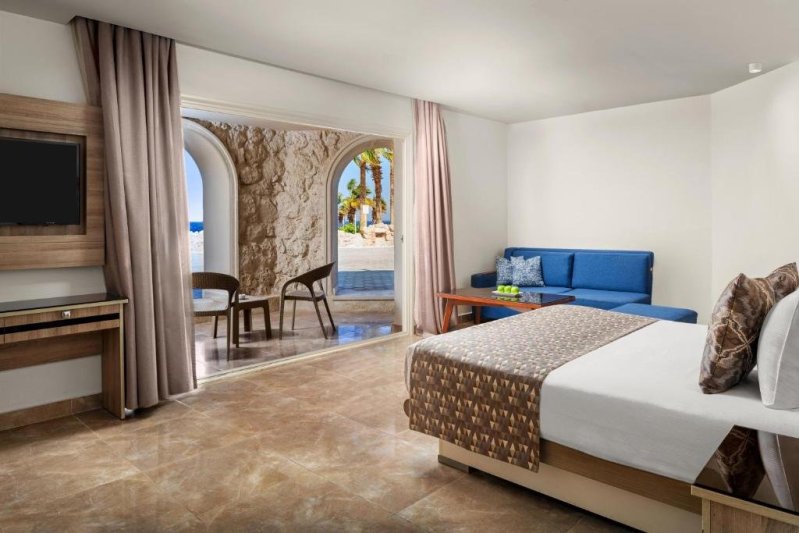 Hurghada utazás Citadel Azur Resort