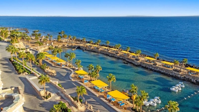 Hurghada utazás Citadel Azur Resort