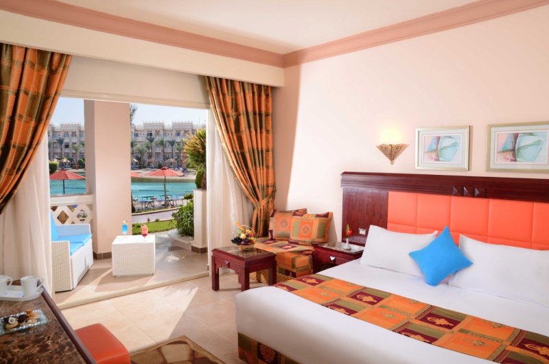 Hurghada utazás Albatros Palace