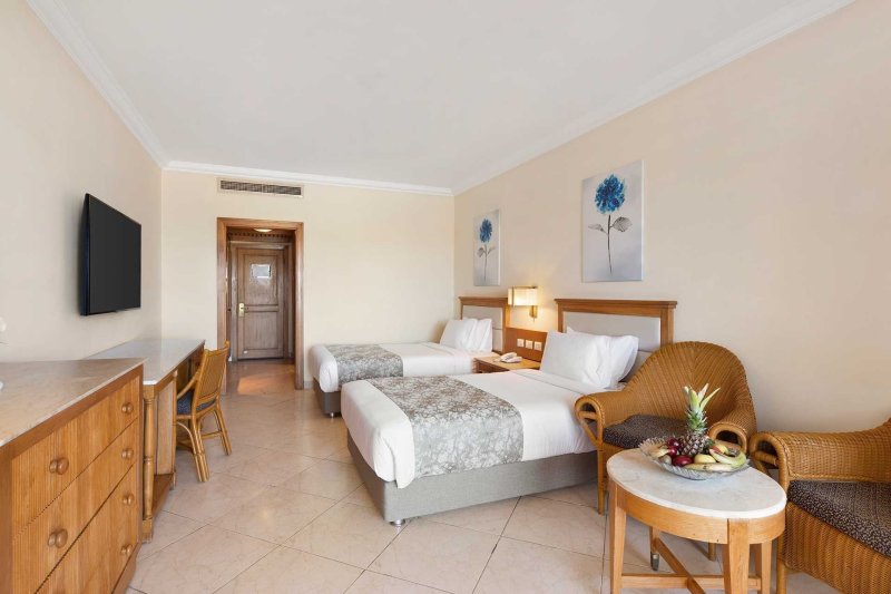 Sharm El-Sheikh utazás Albatros Royal Grand Sharm Resort