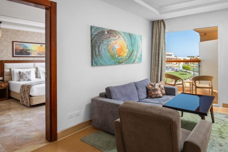 Sharm El-Sheikh utazás Royal Albatros Moderna