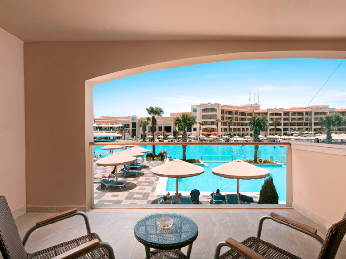 Hurghada utazás Albatros White Beach