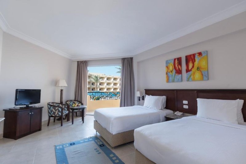 Hurghada utazás Amwaj Beach Club Abu Soma