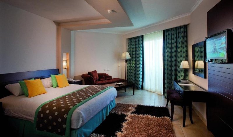 Hurghada utazás Amwaj Beach Club Abu Soma