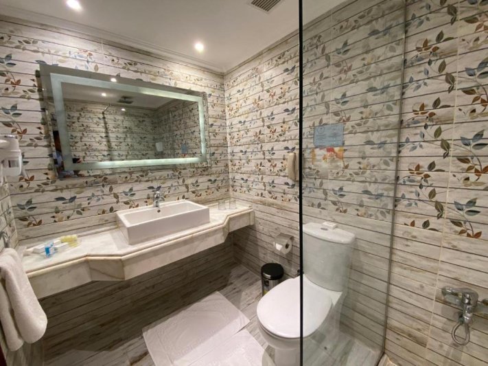 Sharm El-Sheikh utazás Amwaj Oyoun Resort and Casino