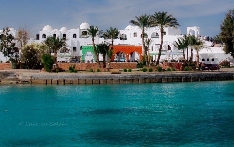 Hurghada utazás Arabella Azur Beach Resort