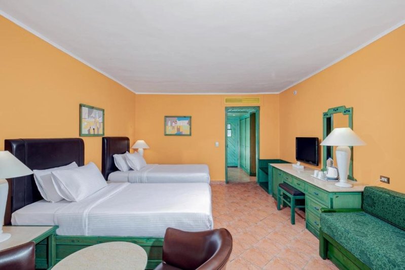 Hurghada utazás Arabia Azur Resort