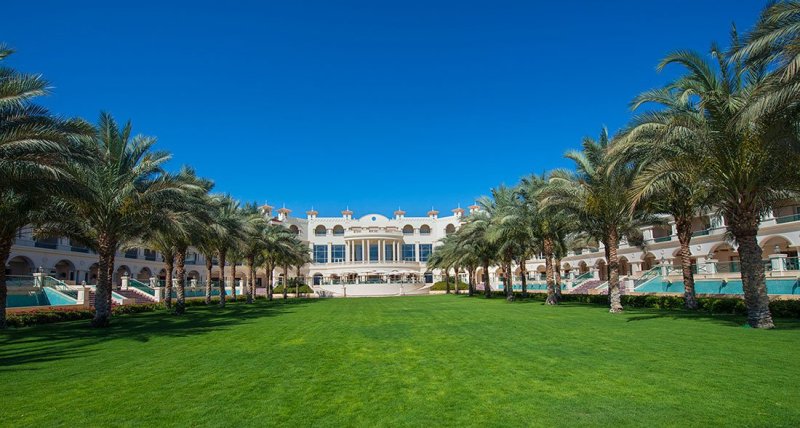 Hurghada Sahl Hasheesh utazás Baron Palace