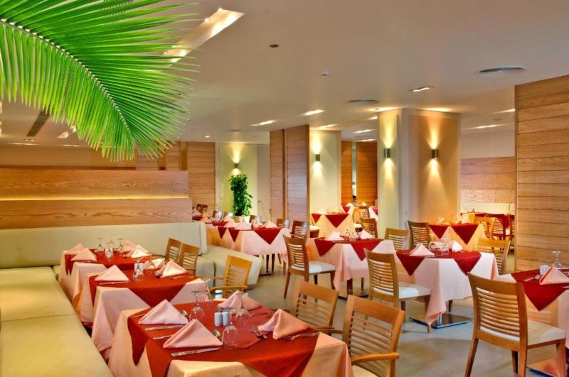 Sharm El-Sheikh utazás Coral Sea Aqua Club