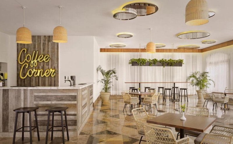 Sharm El-Sheikh utazás Coral Sea Waterworld