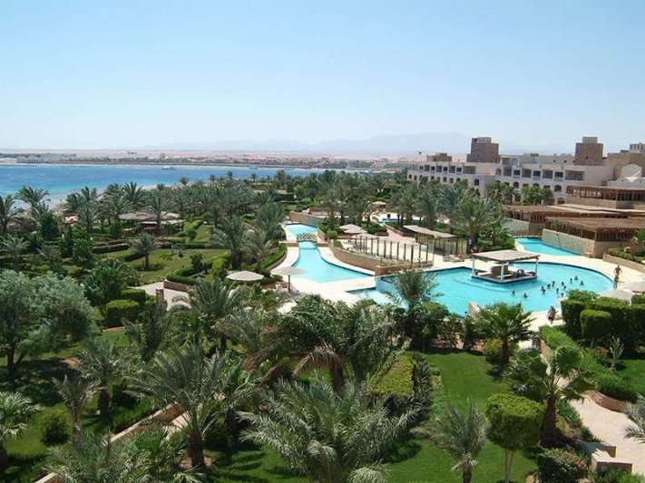 Hurghada utazás Fort Arabesque Resort