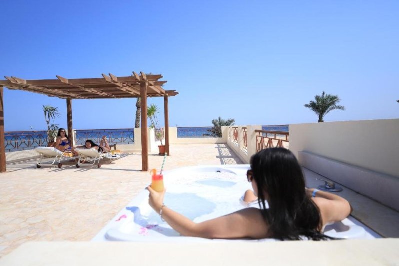 Hurghada utazás Imperial Shams Abu Soma Resort