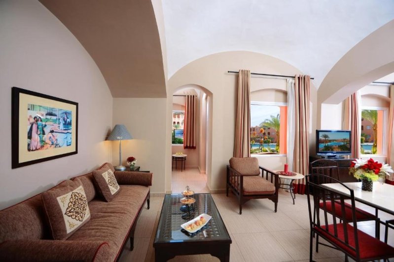 Hurghada utazás Jaz Makadi Oasis Resort