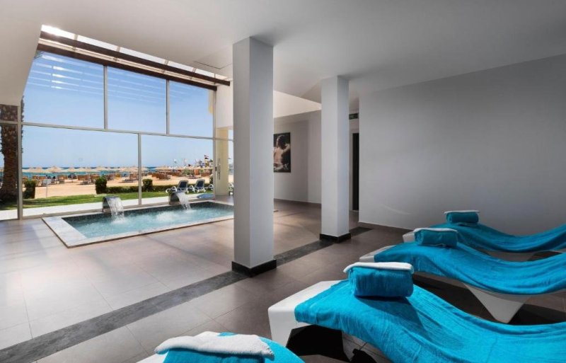 Makadi Bay utazás Jaz Palmariva Beach