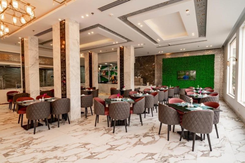 Hurghada utazás King Tut Aqua Park Beach