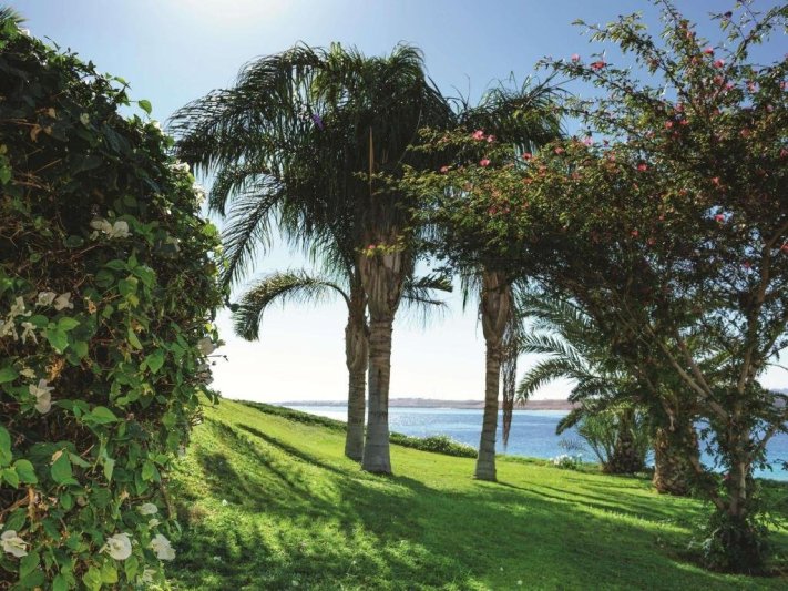 Sharm El-Sheikh utazás Mövenpick Resort