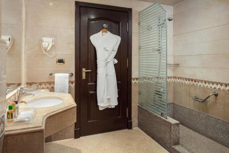 Hurghada utazás Palm Royale Soma Bay