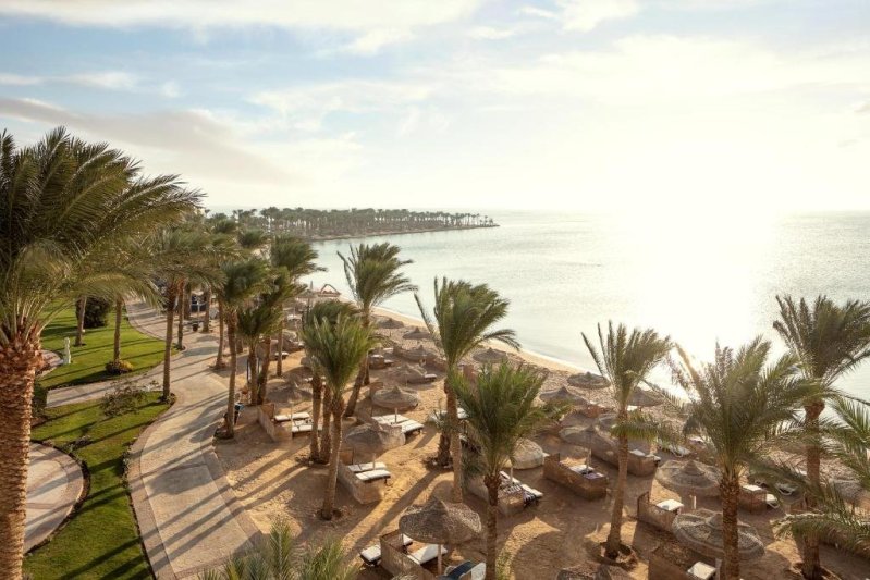 Hurghada utazás utazás Palm Royale Soma Bay