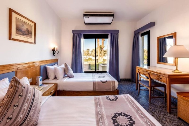 Hurghada utazás Pharaoh Azur Resort