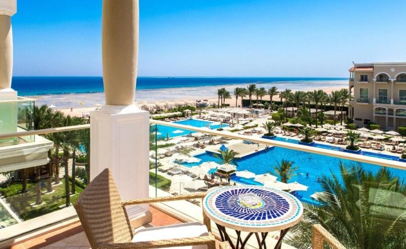 Hurghada üdülés Premier Le Reve