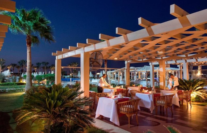 Hurghada üdülés Premier Le Reve