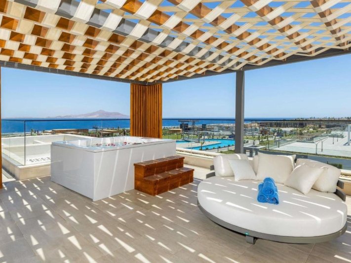 Sharm El-Sheikh utazás Rixos Radamis