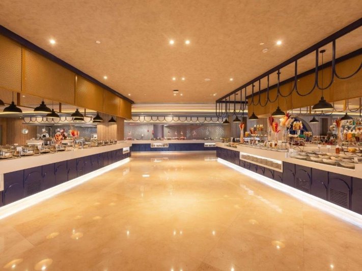 Sharm El-Sheikh utazás Rixos Radamis