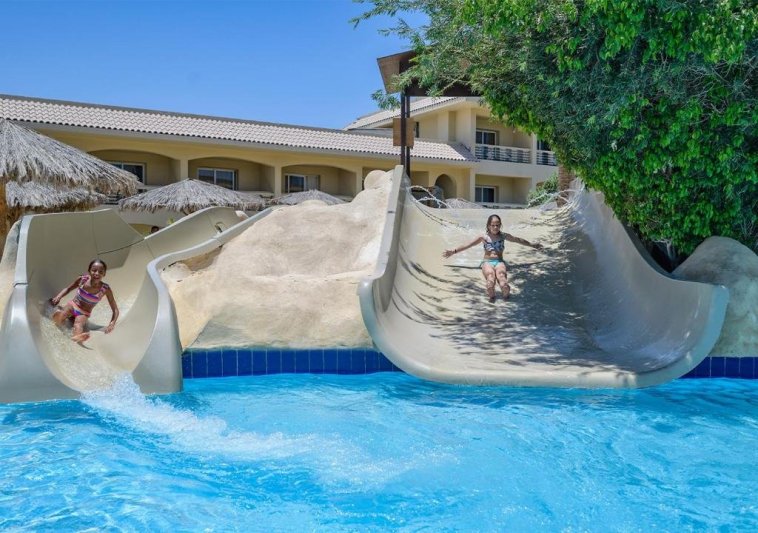 Hurghada utazás Sindbad Club