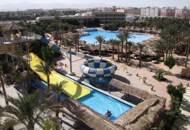 Hurghada utazás Sindbad Club