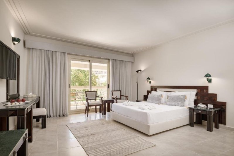 Hurghada utazás Sindbad Club