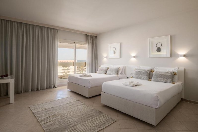 Hurghada utazás Sindbad Club