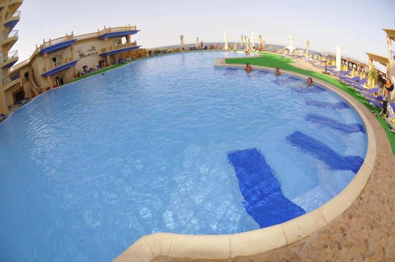 Hurghada utazás Sphinx Aqua Park Beach Resort