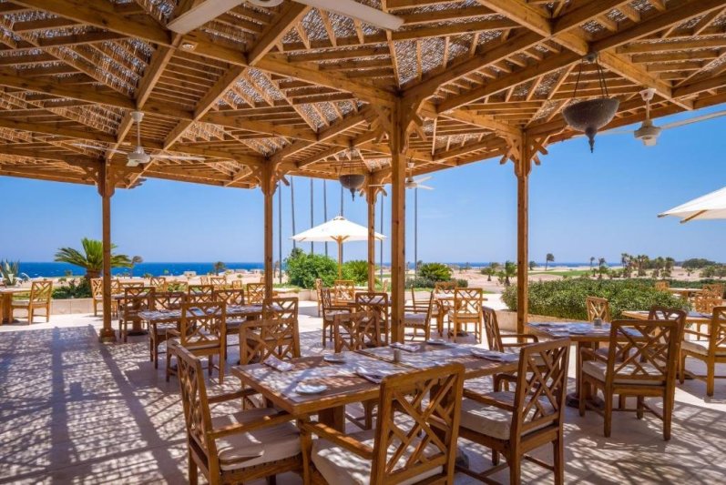 Hurghada utazás The Cascades Golf Resort