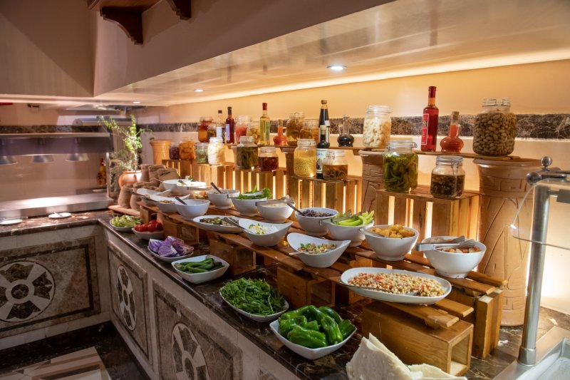 Hurghada utazás The Grand Palace