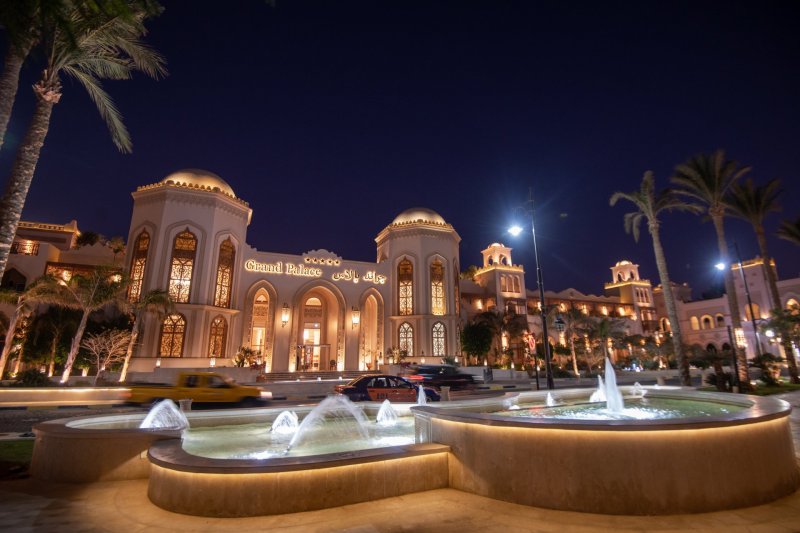 Hurghada utazás The Grand Palace