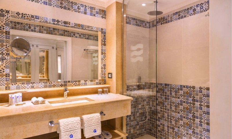 Hurghada utazás The Grand Palace