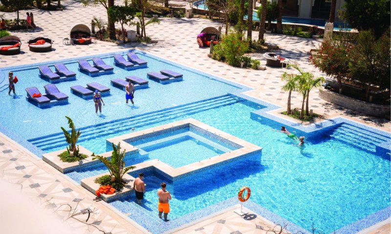 Hurghada utazás The Grand Palace