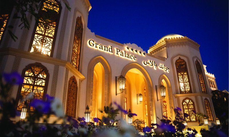Hurghada utazás The Grand Palace