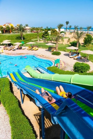 Hurghada utazás Three Corners Sunny Beach Resort