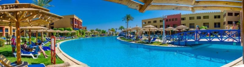 Hurghada utazás Titanic Beach Spa & Aquapark