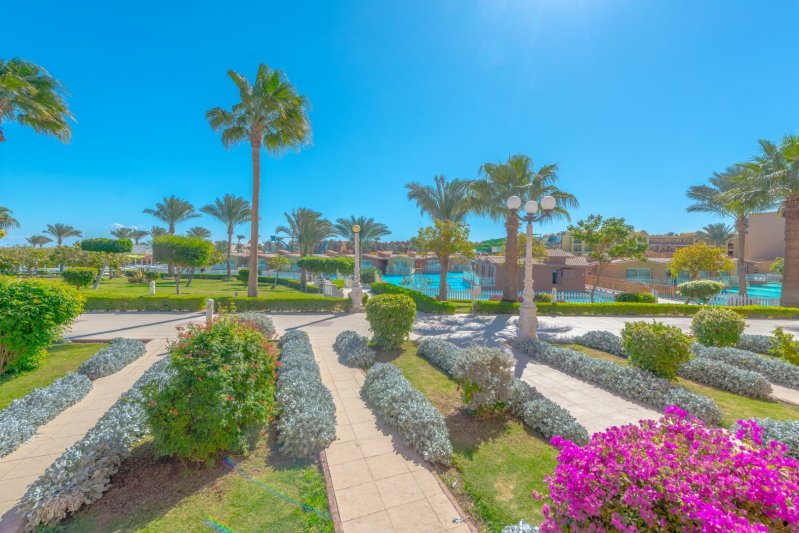 Hurghada utazás Titanic Palace