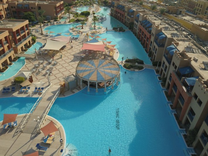 Hurghada utazás Titanic Palace