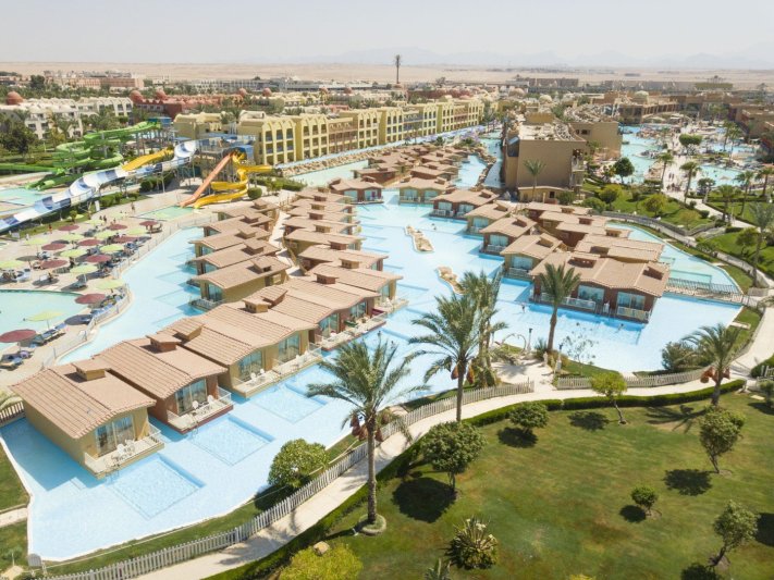 Hurghada utazás Titanic Palace