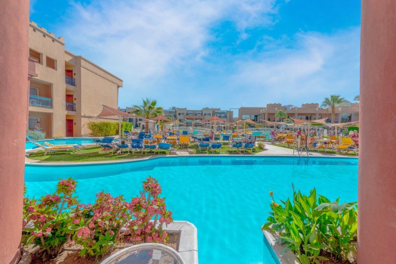 Hurghada utazás Titanic Palace