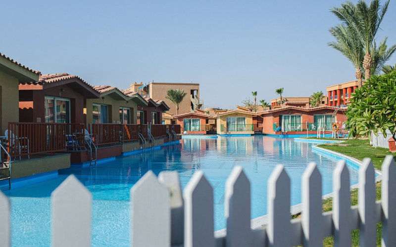 Hurghada utazás Titanic Palace